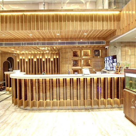 Hotel Krishna Plaza 'New Delhi' - By M S Hospitality Εξωτερικό φωτογραφία