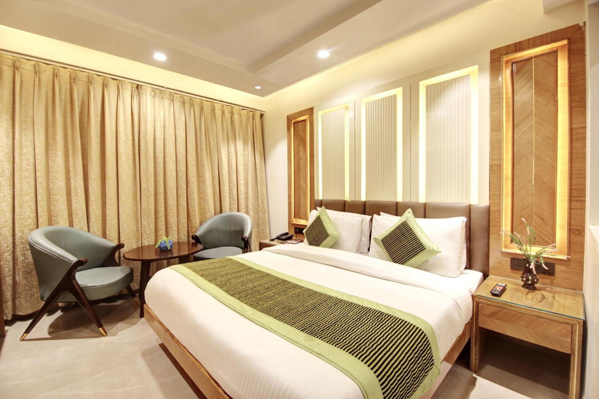 Hotel Krishna Plaza 'New Delhi' - By M S Hospitality Εξωτερικό φωτογραφία
