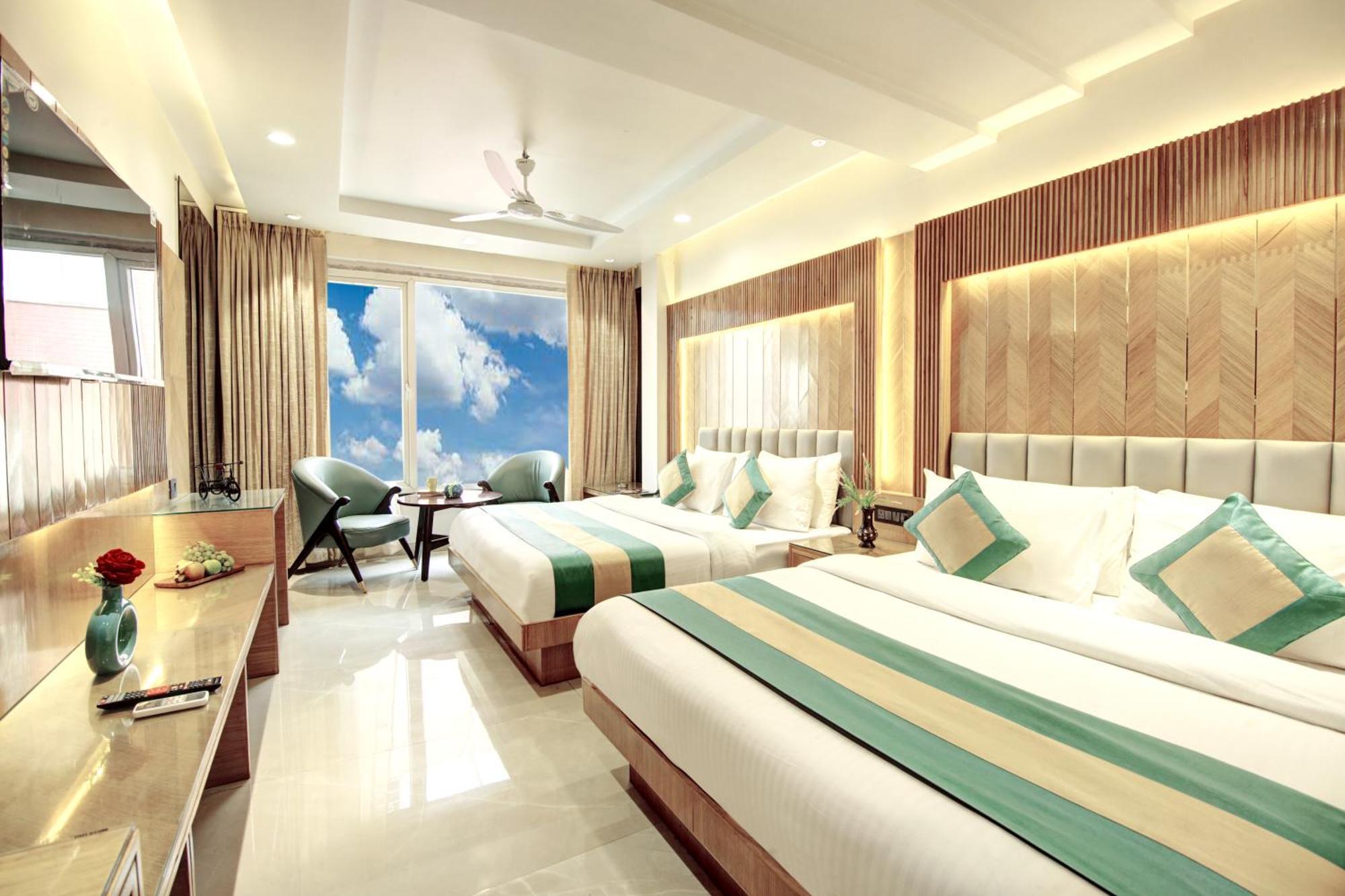 Hotel Krishna Plaza 'New Delhi' - By M S Hospitality Εξωτερικό φωτογραφία