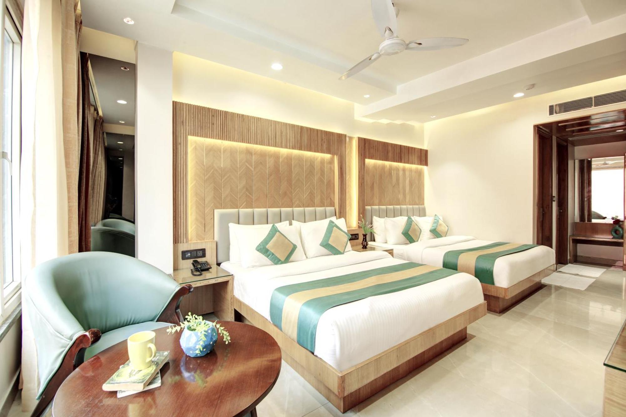 Hotel Krishna Plaza 'New Delhi' - By M S Hospitality Εξωτερικό φωτογραφία