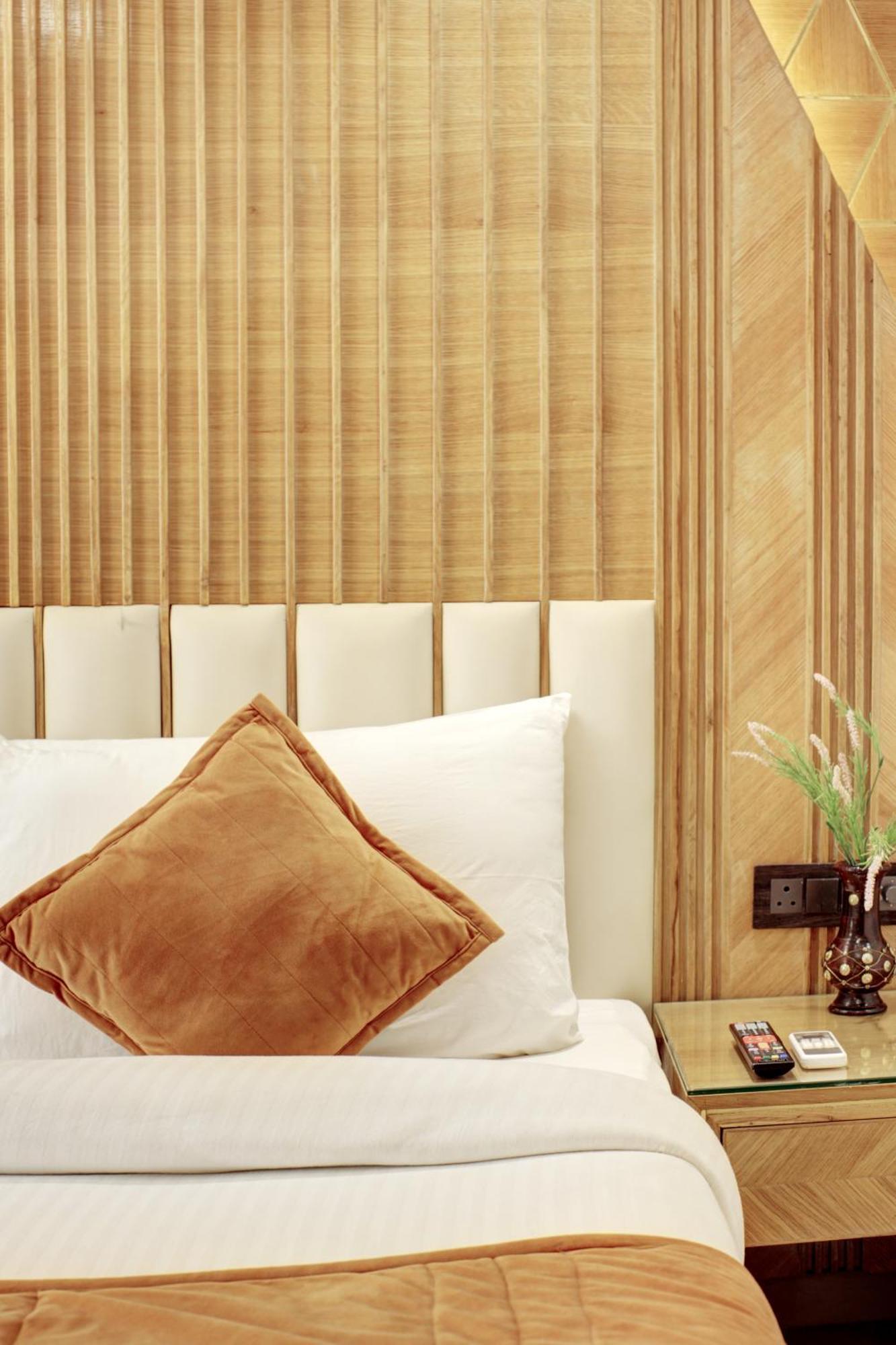 Hotel Krishna Plaza 'New Delhi' - By M S Hospitality Εξωτερικό φωτογραφία